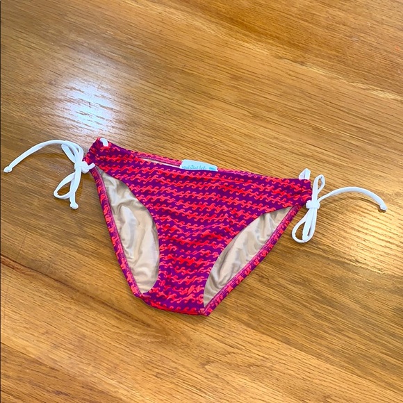 Squirtini Bikini Girl Wave-Print Bikini  Swimwear - Picture 5 of 12